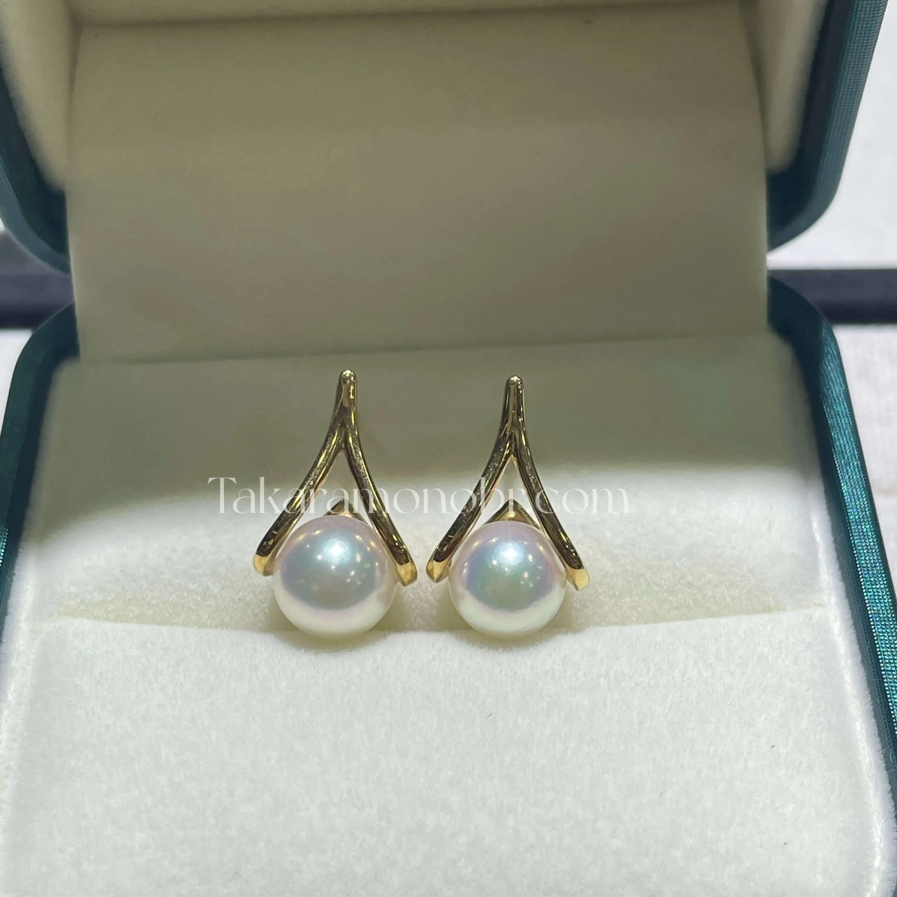 18KT Yellow Gold 8-8.5 mm White Akoya Pearl Crossover Cage Earrings