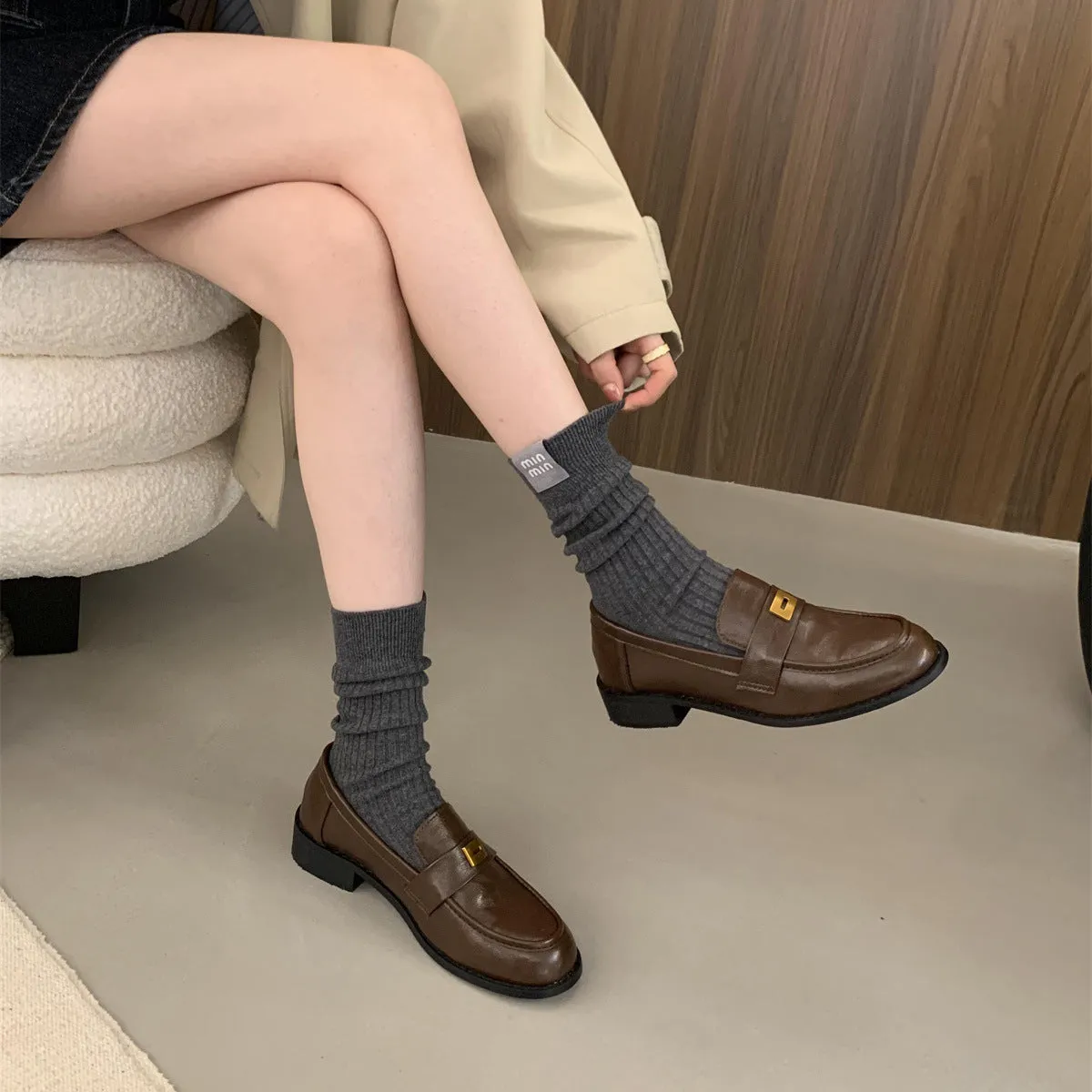 2025  Small brown leather shoes women's British style spring and autumn new retro round head college style commuting thick heel one pedal loafers