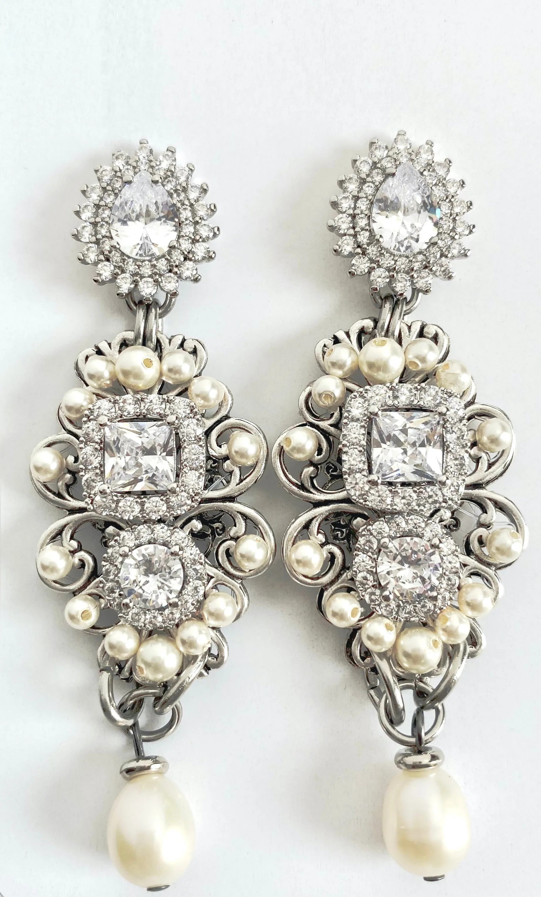Antoinette Pearl Drop Earrings