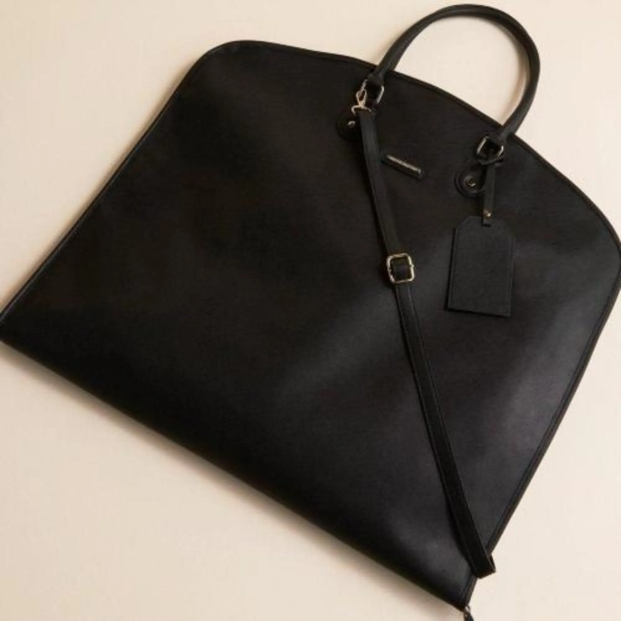 Bon Voyage Garment Bag - Black
