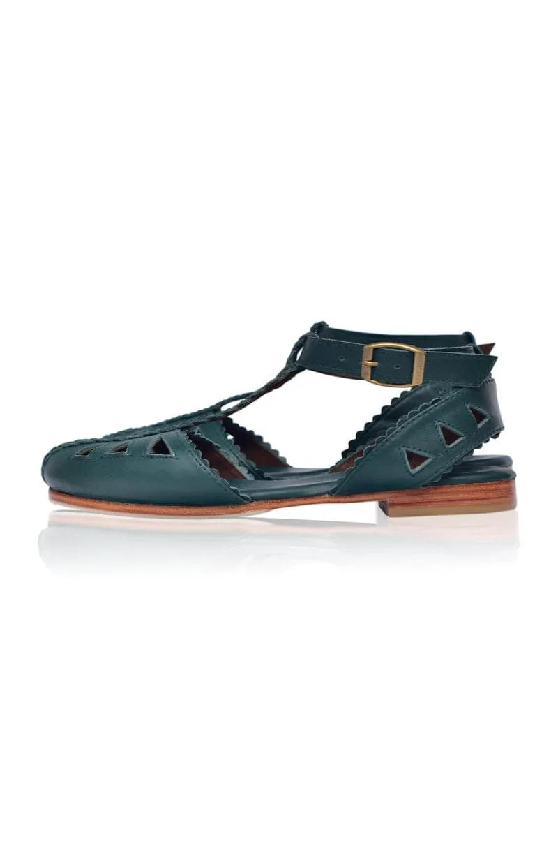 Bounty T-strap Leather Sandals in Vintage Brown