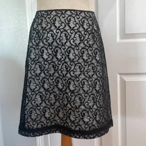 Cachet skirt formal knee length A line black white lace vintage women’s size 10