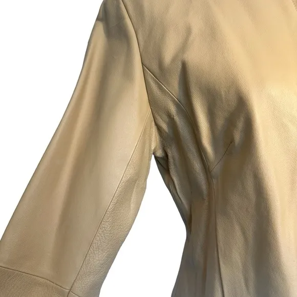 Clio tan leather size 12 jacket
