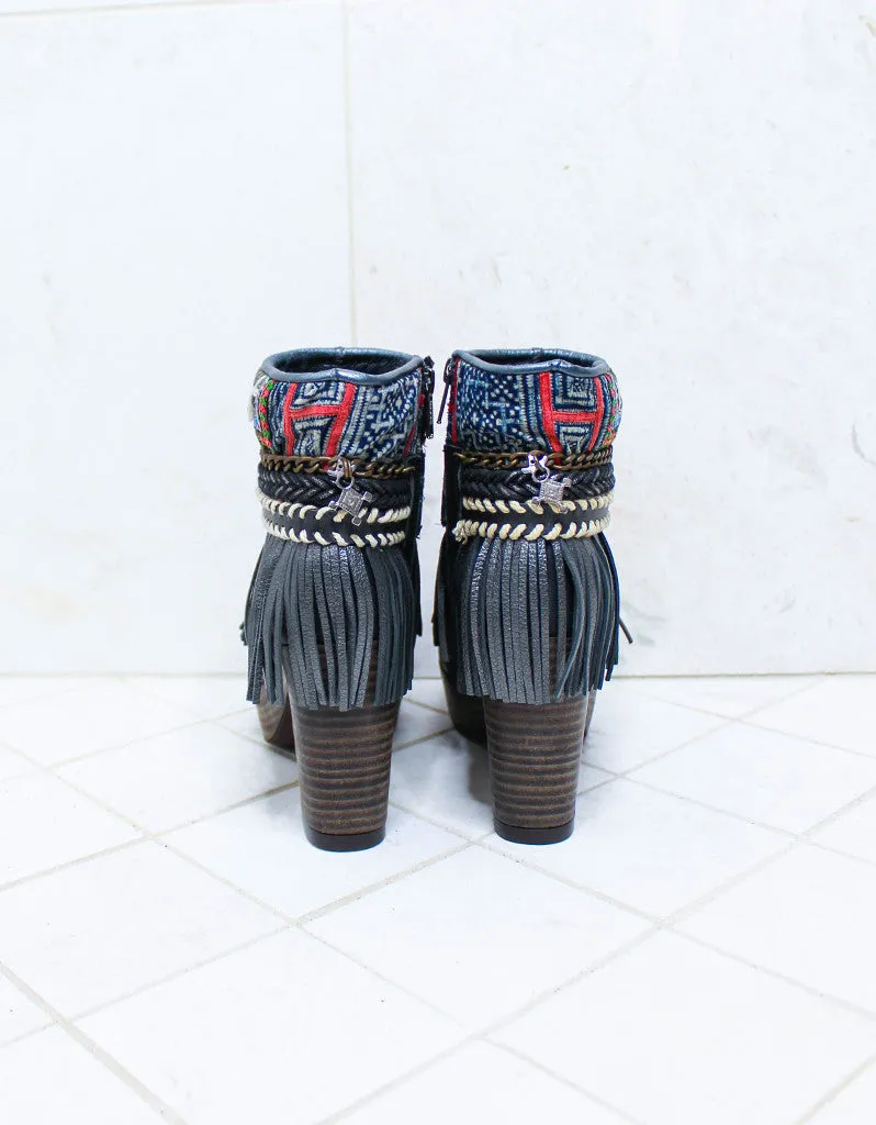 Custom Made High Heel Boho Boots in Black | SIZE 38