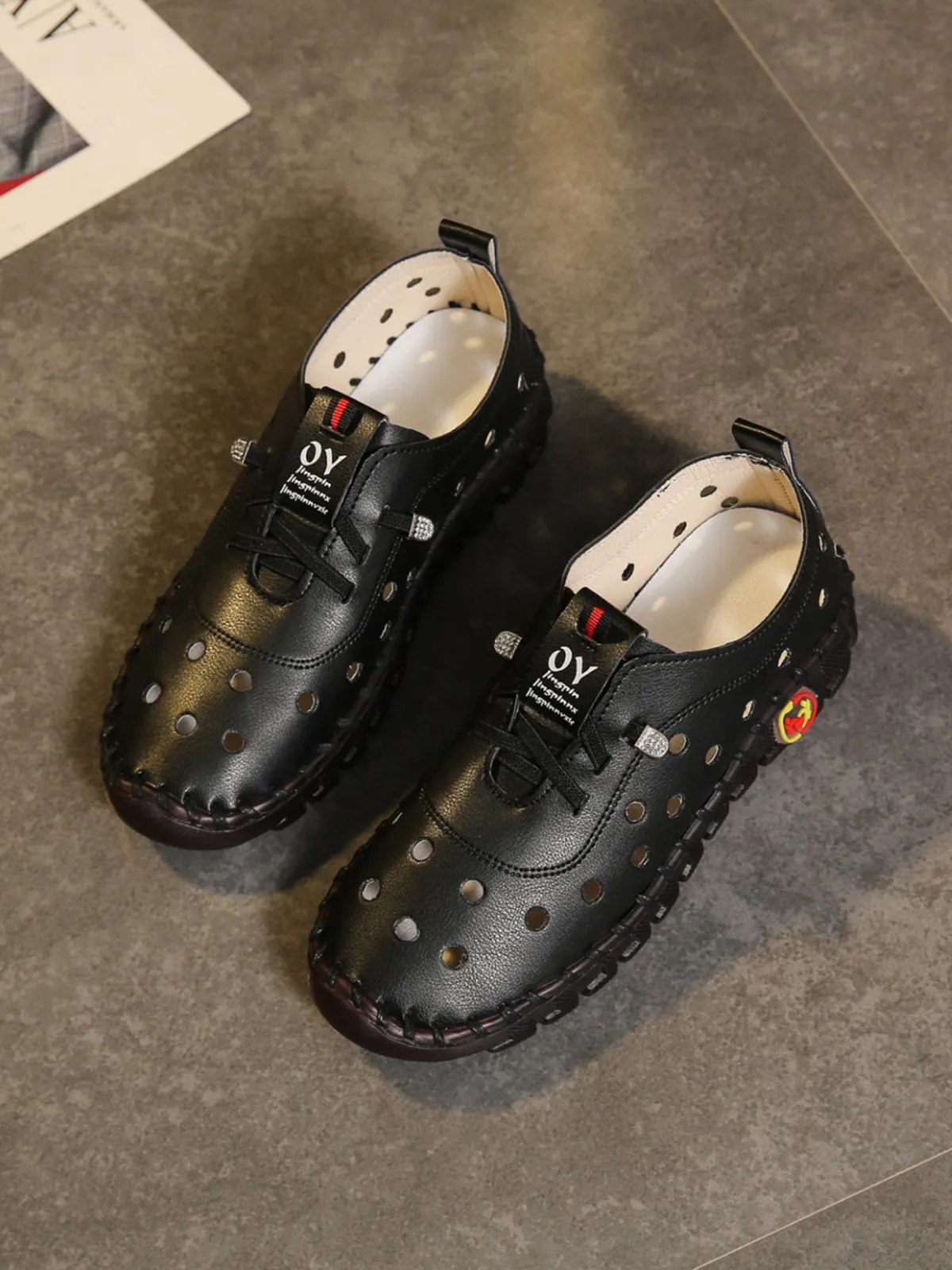 Cutout Breathable Super Soft Sole Moccasin Lace-Up Shoes