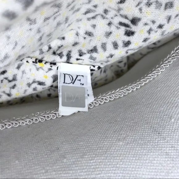 DVF DIANE VON FURSTENBERG floral silk blend cardigan sweater small
