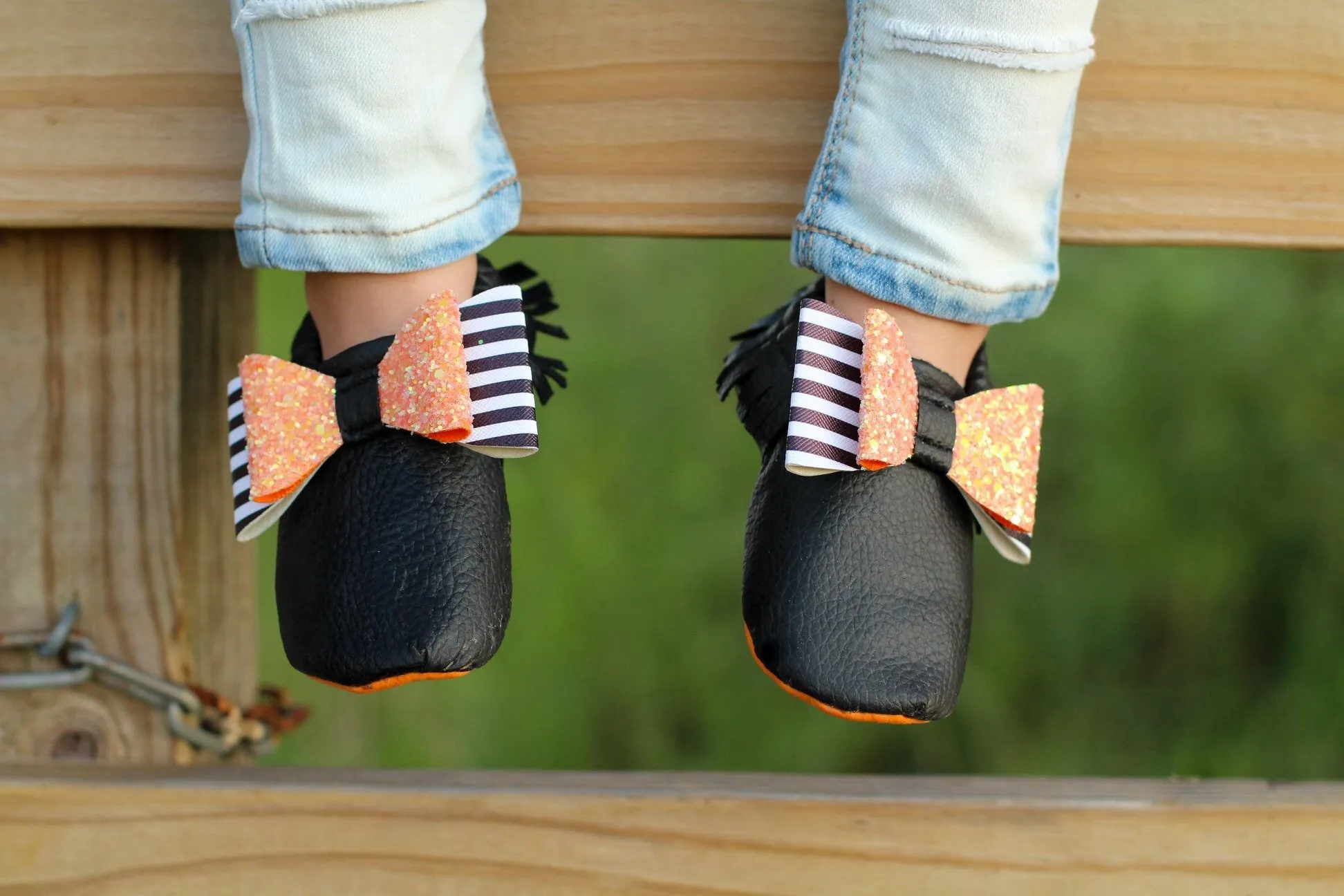 Halloween Bow Moccs