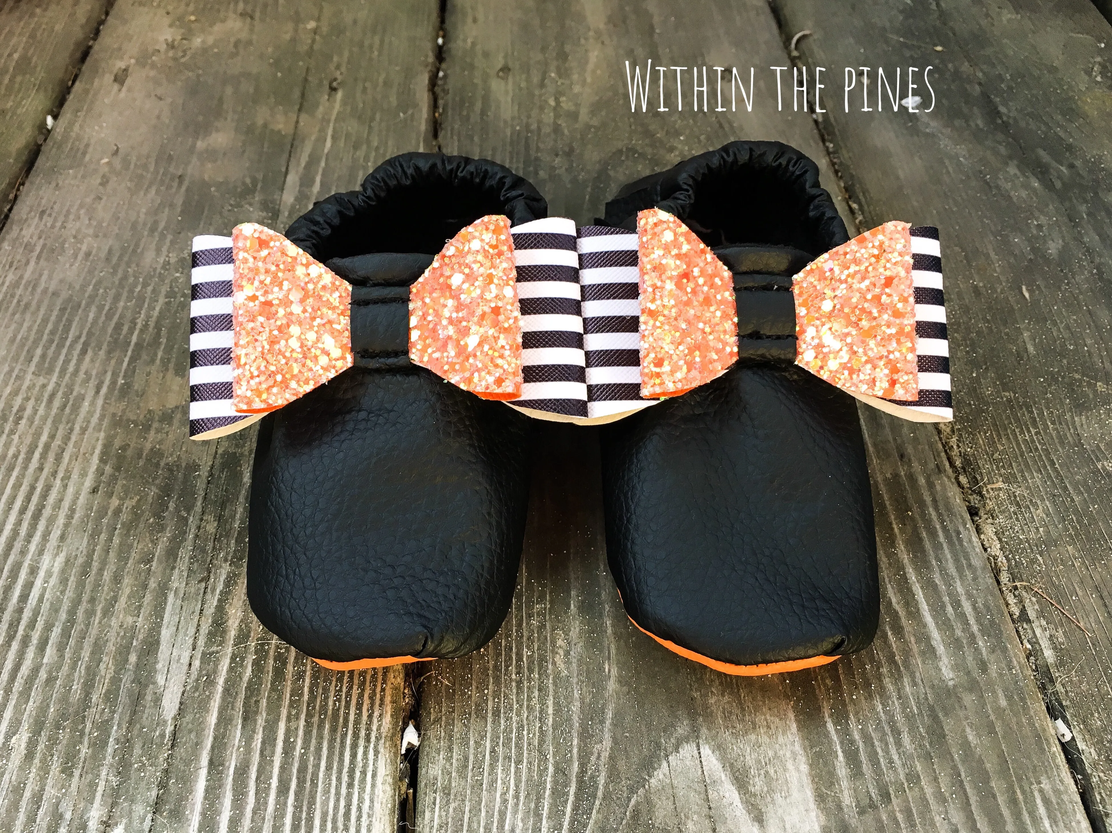 Halloween Bow Moccs