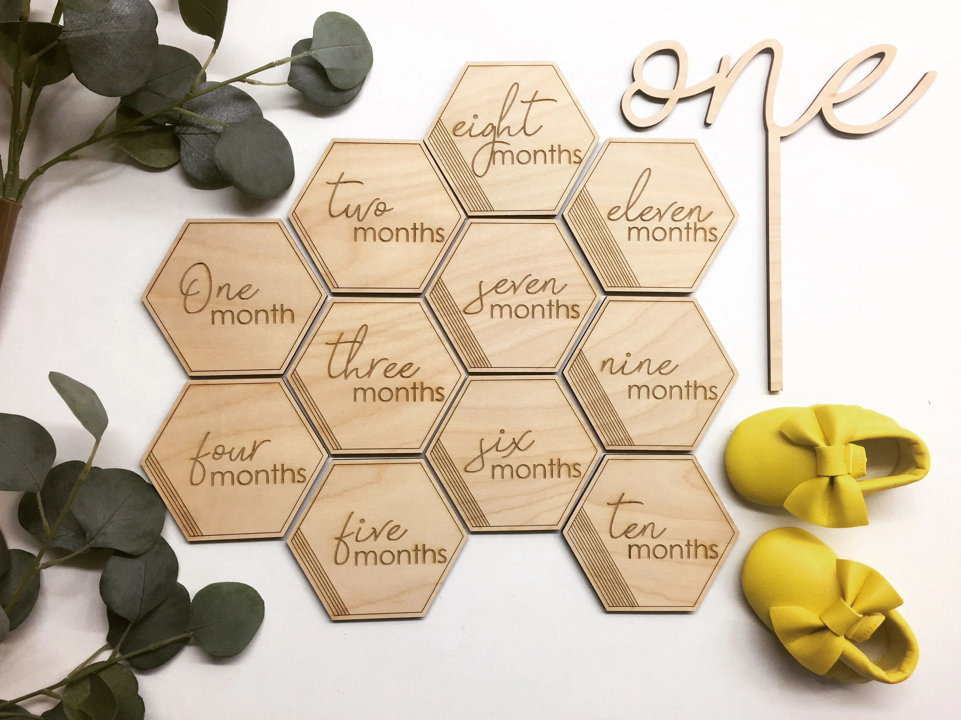 Hexagon Baby Monthly Milestone Discs