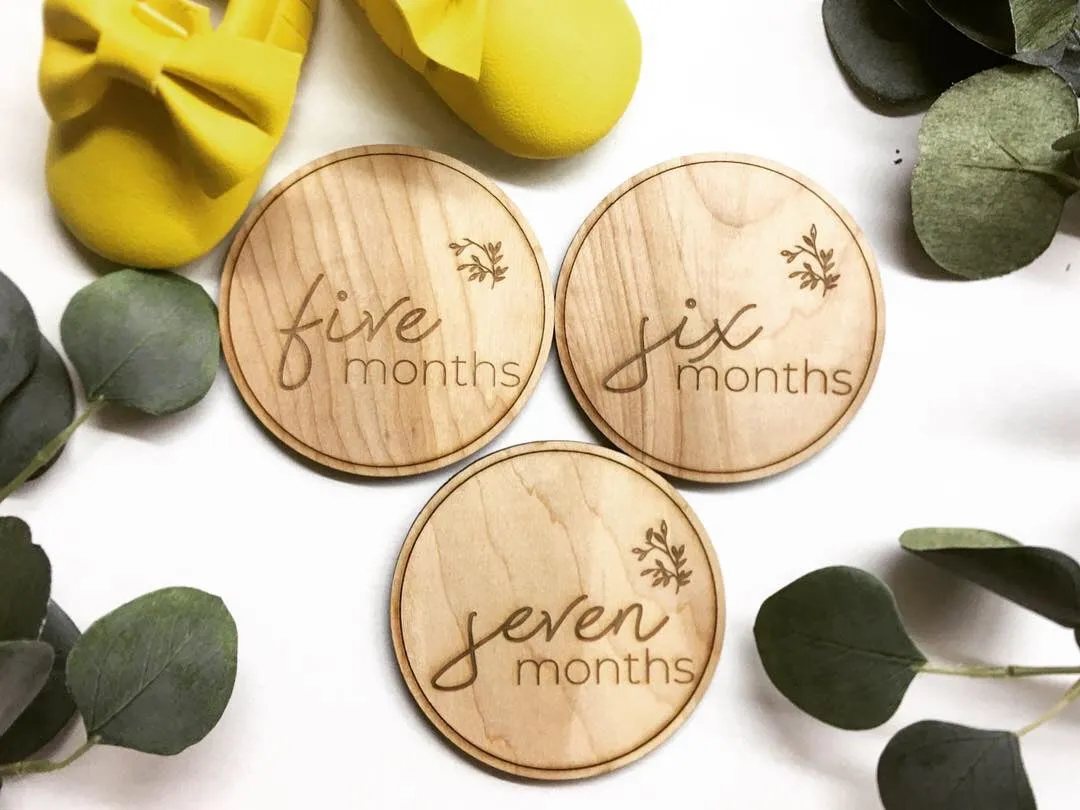 Hexagon Baby Monthly Milestone Discs