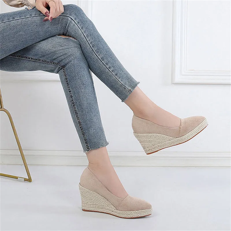 Ladies Classy Commuting Pointy Toe Wedge Platform Pumps