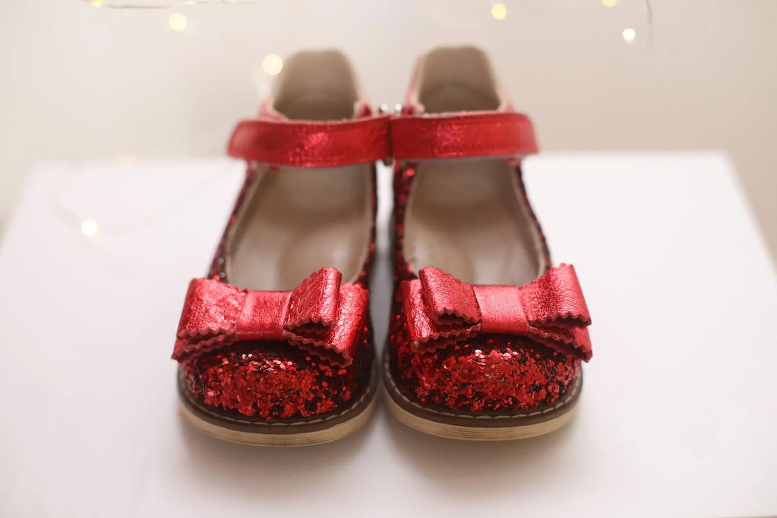 Leather girl shoes red sequin
