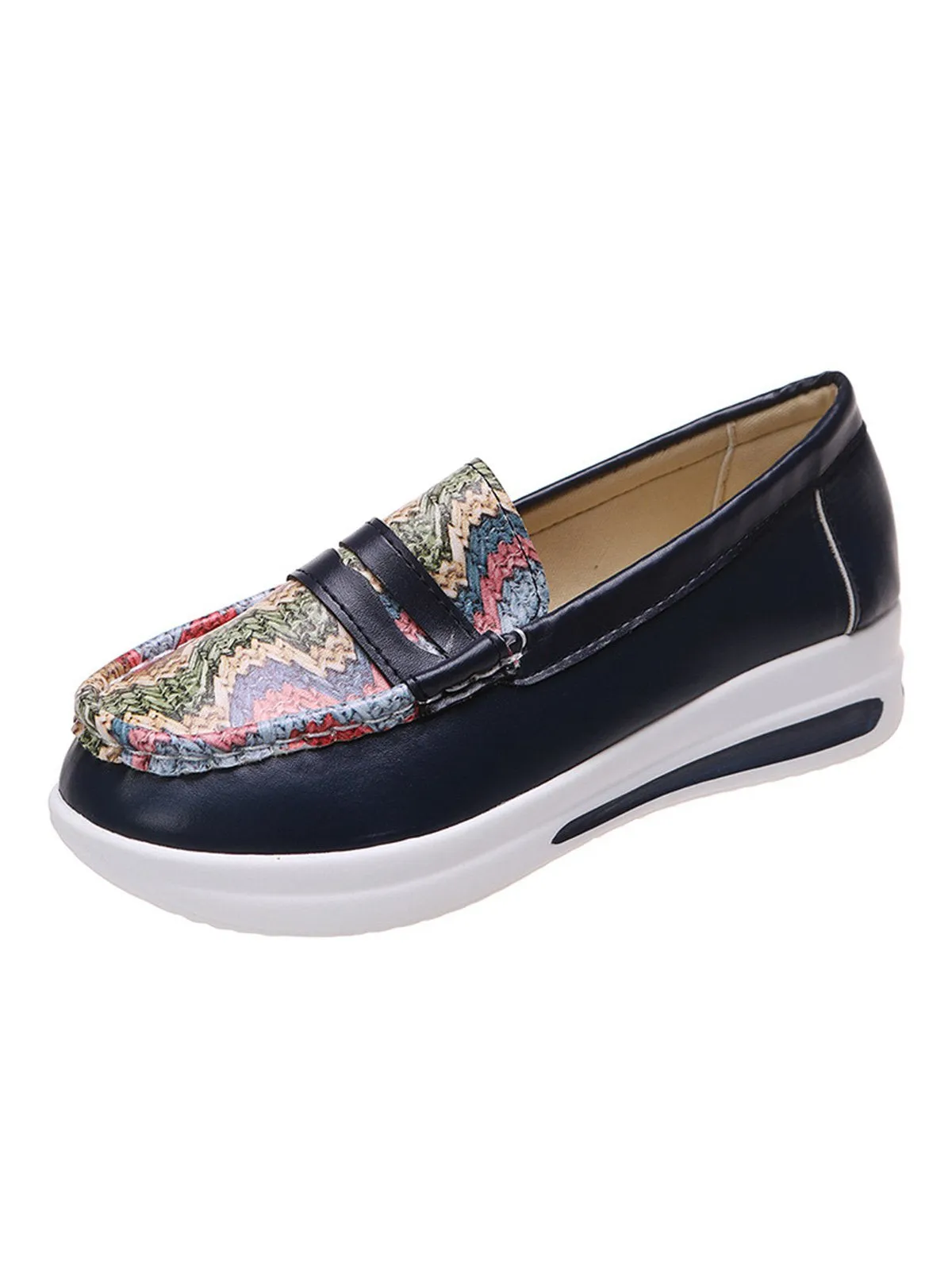 Lightweight Crocodile Print Colorblock Shoes