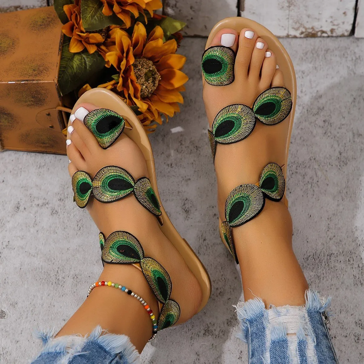 Luna – Italian-Inspired Beach Sandals for Women