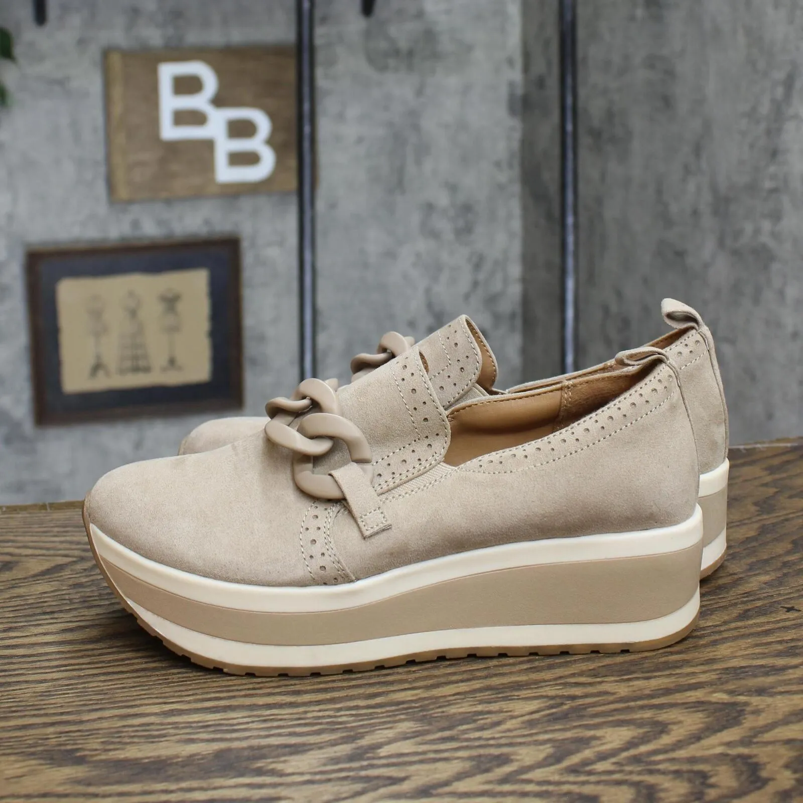 Mad Love Womens Maryanne Platform Loafers with Memory Foam Insole Taupe Brown 8M