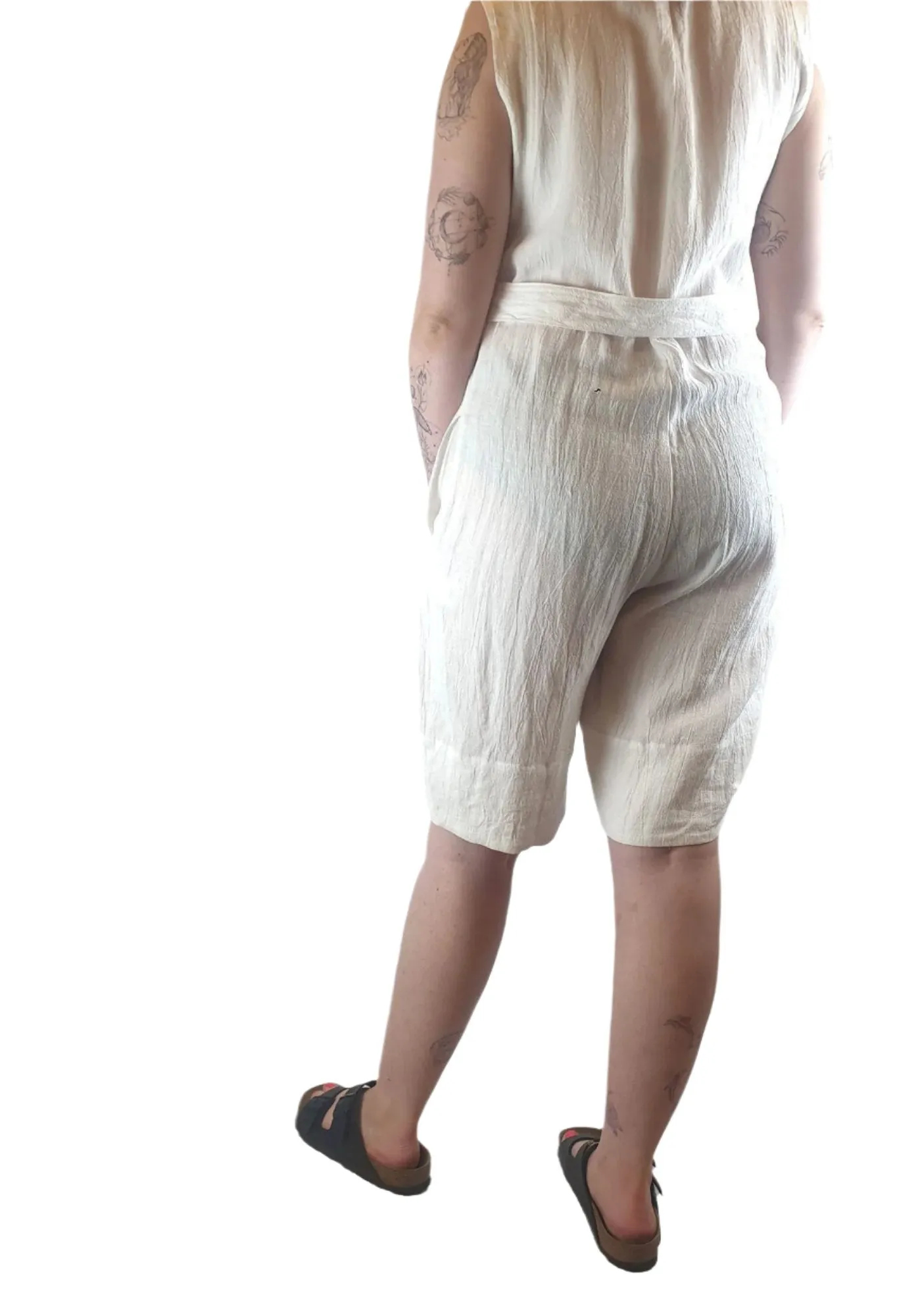 Morrison white linen playsuit with pockets and waist tie size 2 (best fits 12)