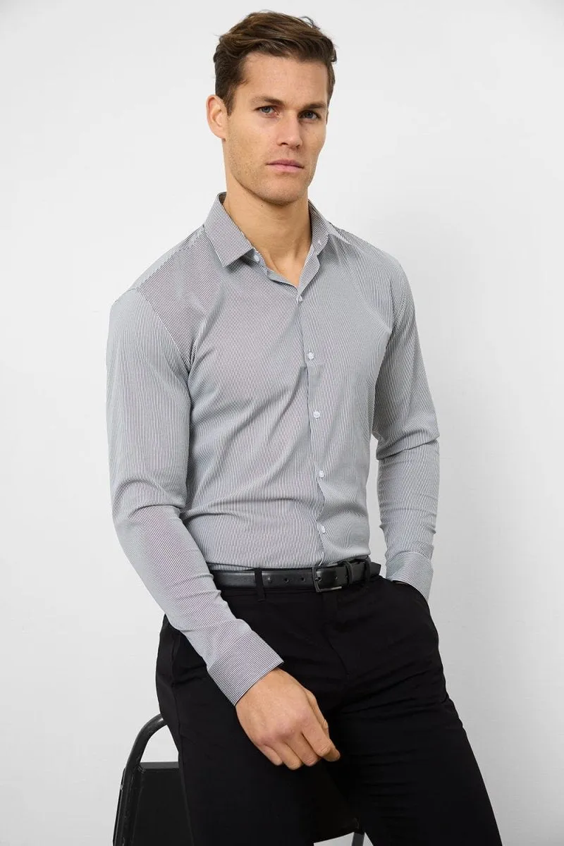 Performance Business Shirt in Navy/White Bengal Stripe