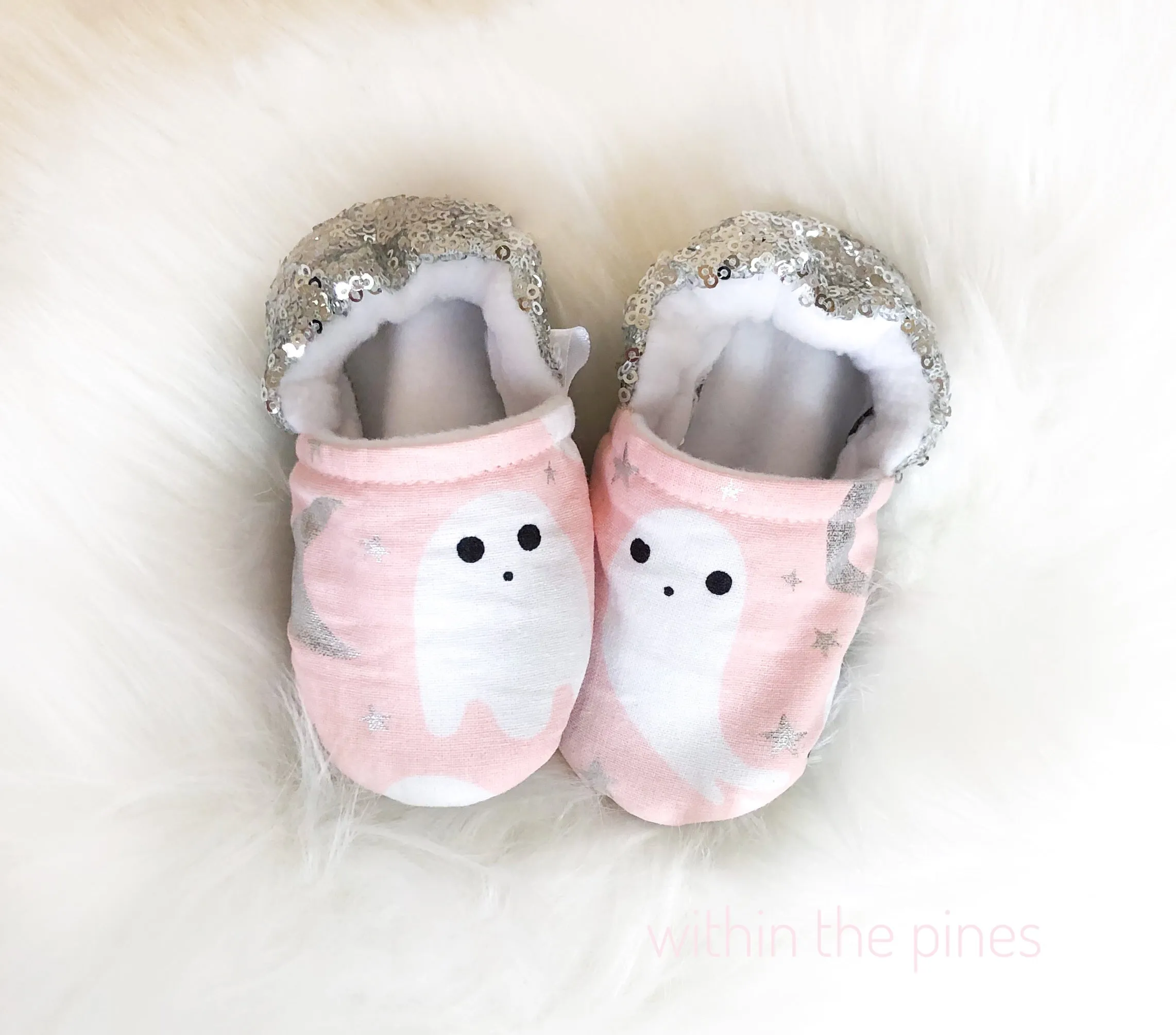 Sequin Ghost Halloween Moccs
