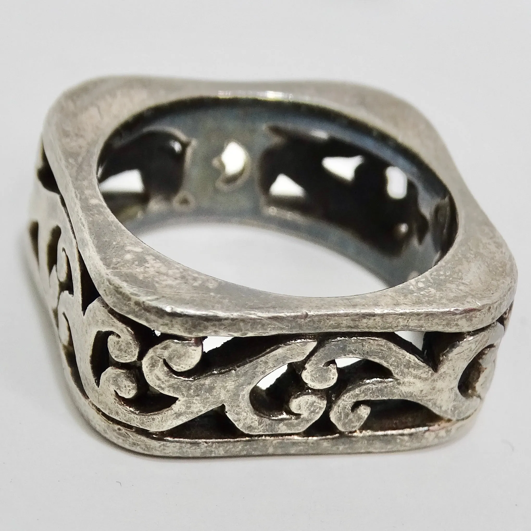 Silver Scroll Engraved Ring