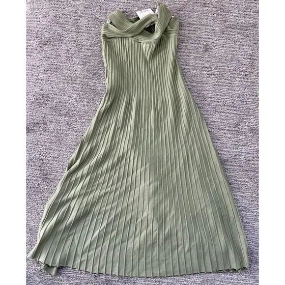 Sovere Midi Skirt Inertia Knit fabric -front slit -Green Tea, size NWT $149