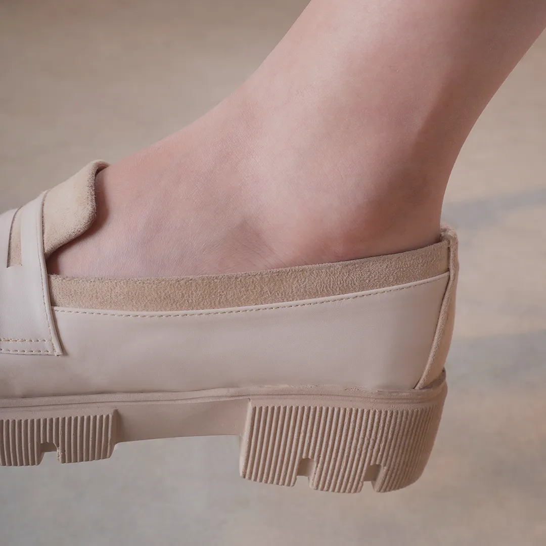 Stylish Loafers with Chunky Soles - beige