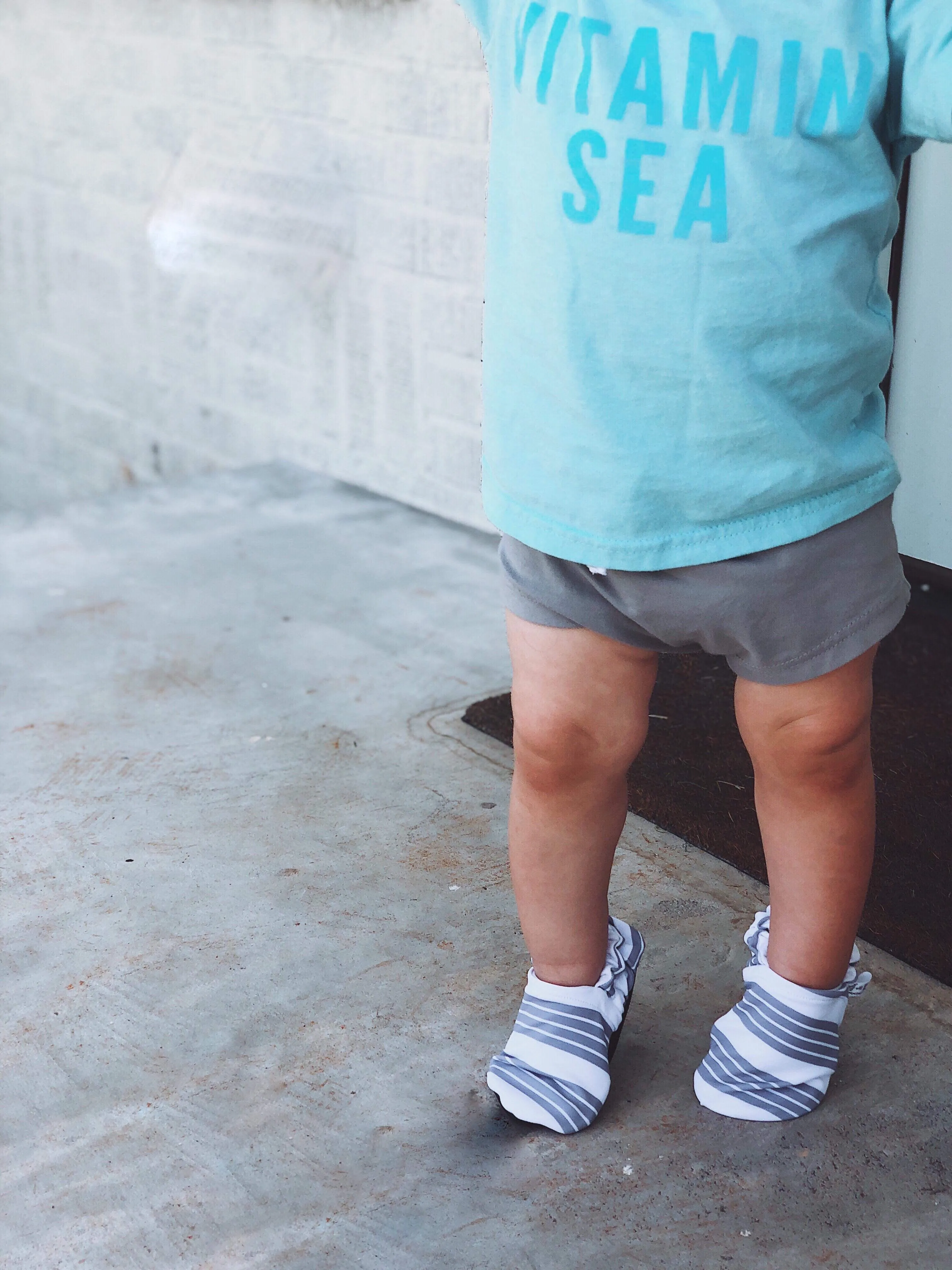 SWIM MOCCS// Grey & White Stripe