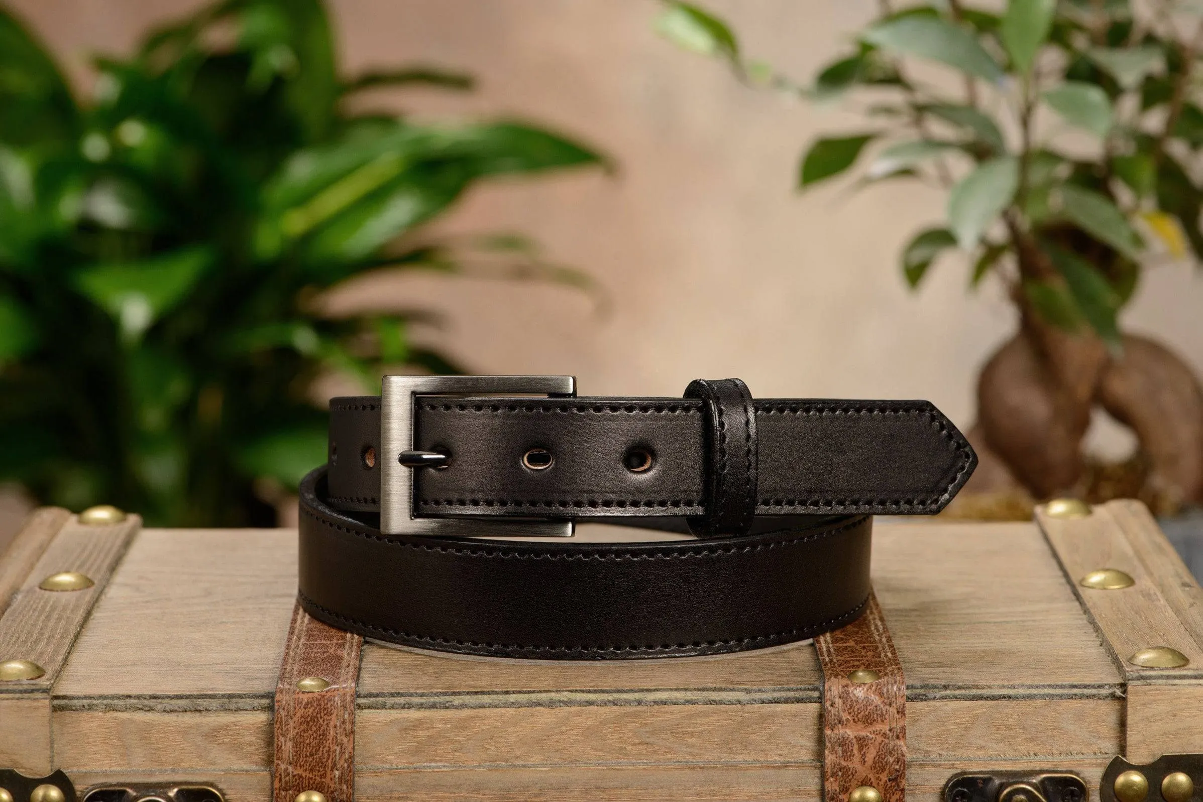 The Admiral: Men's Black Stitched Leather Belt 1.19"
