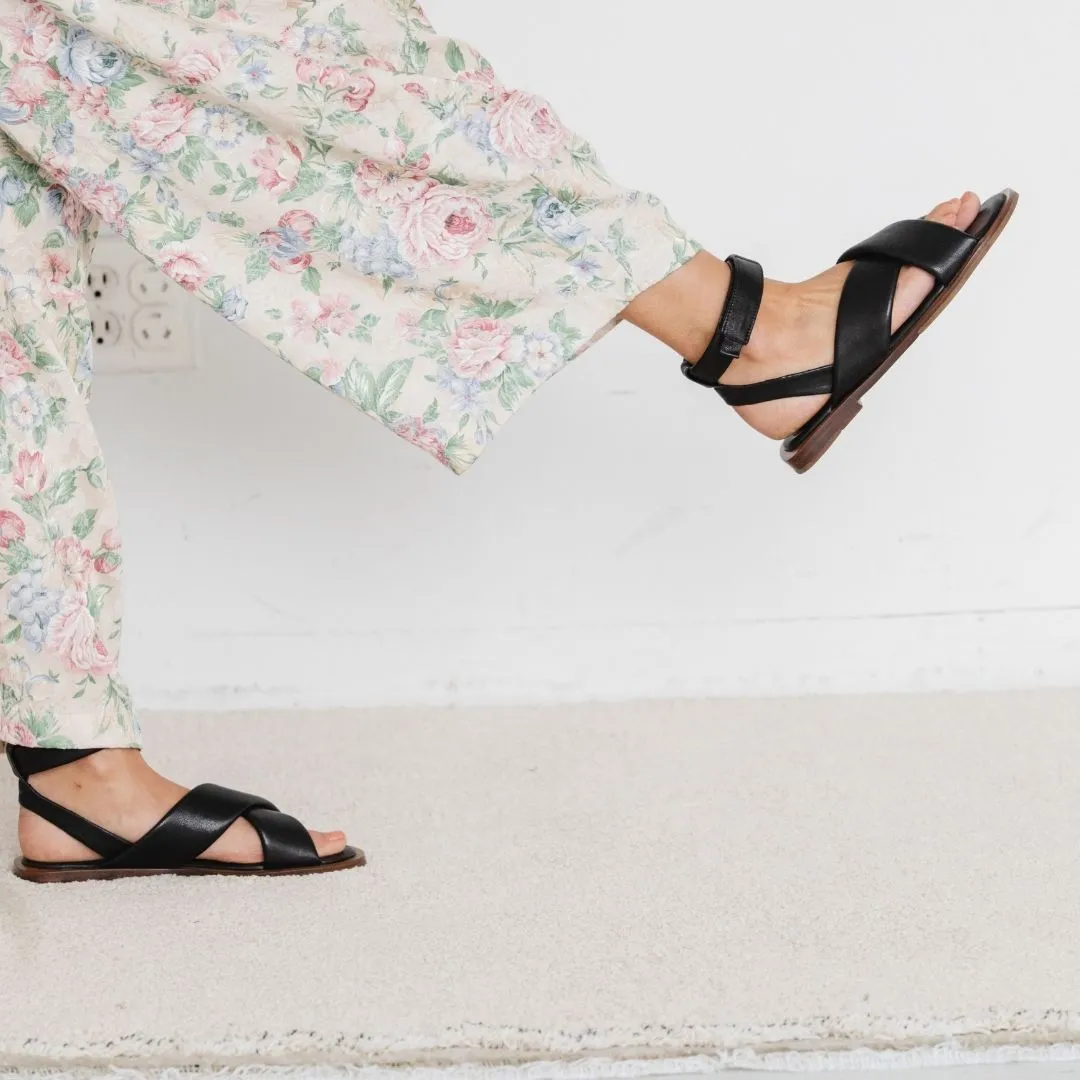 The Comfort Sandal [Black]