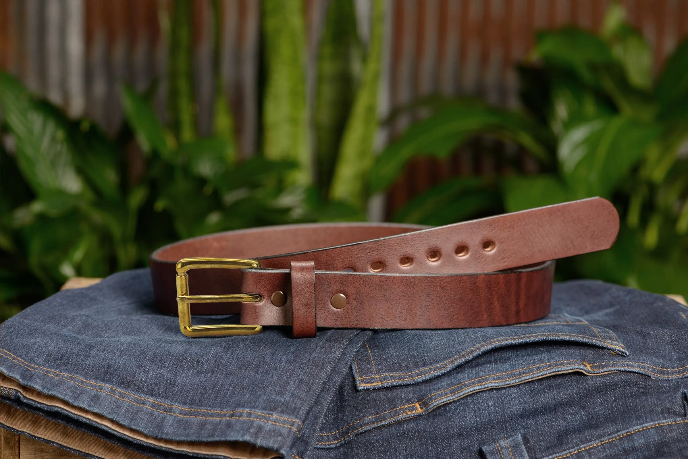 The Eastwood: Men's Brown Non Stitched Leather Belt Max Thick With Brass 1.50"