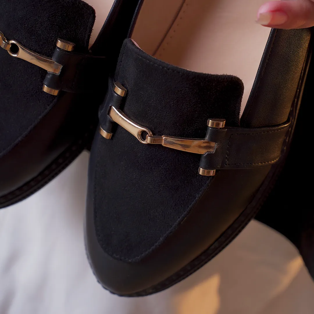 Timeless Elegance Loafers -black