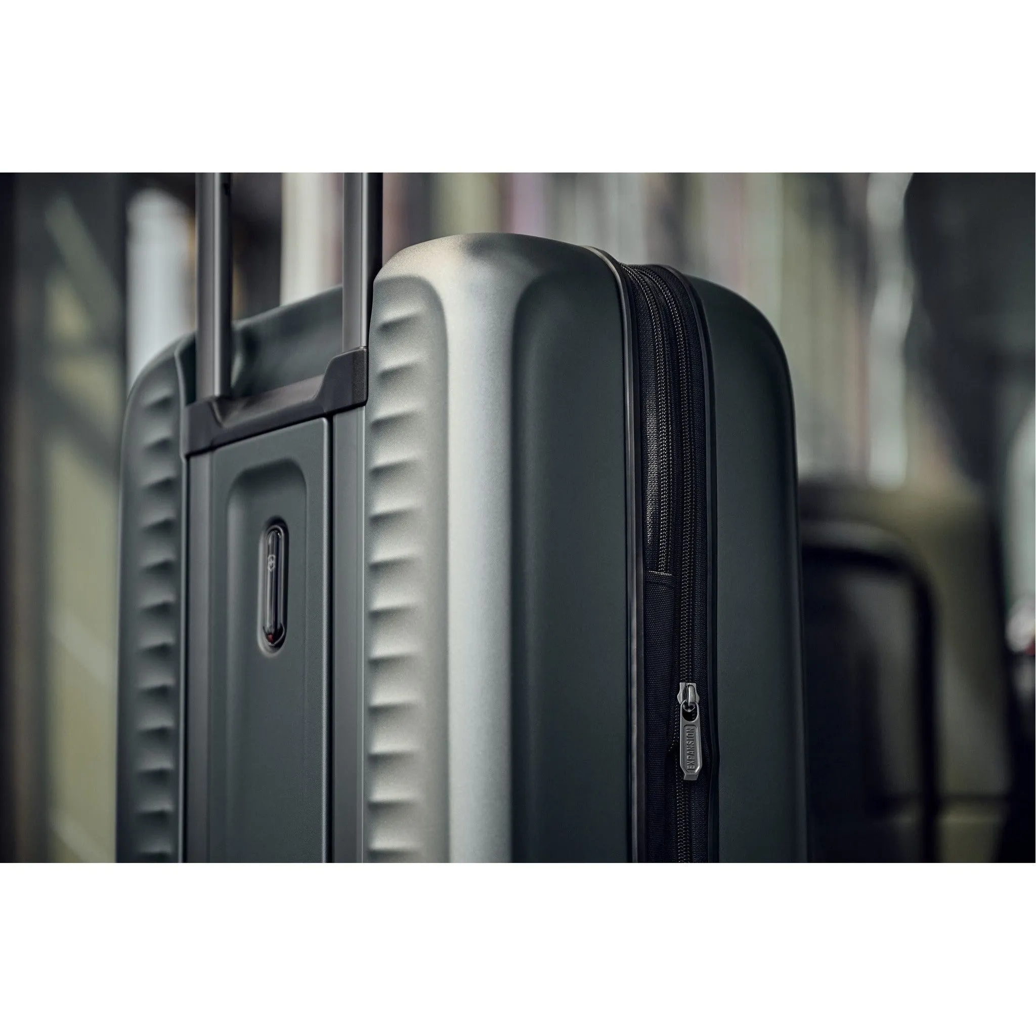 Victorinox Airox Advanced Frequent Flyer Carry-On