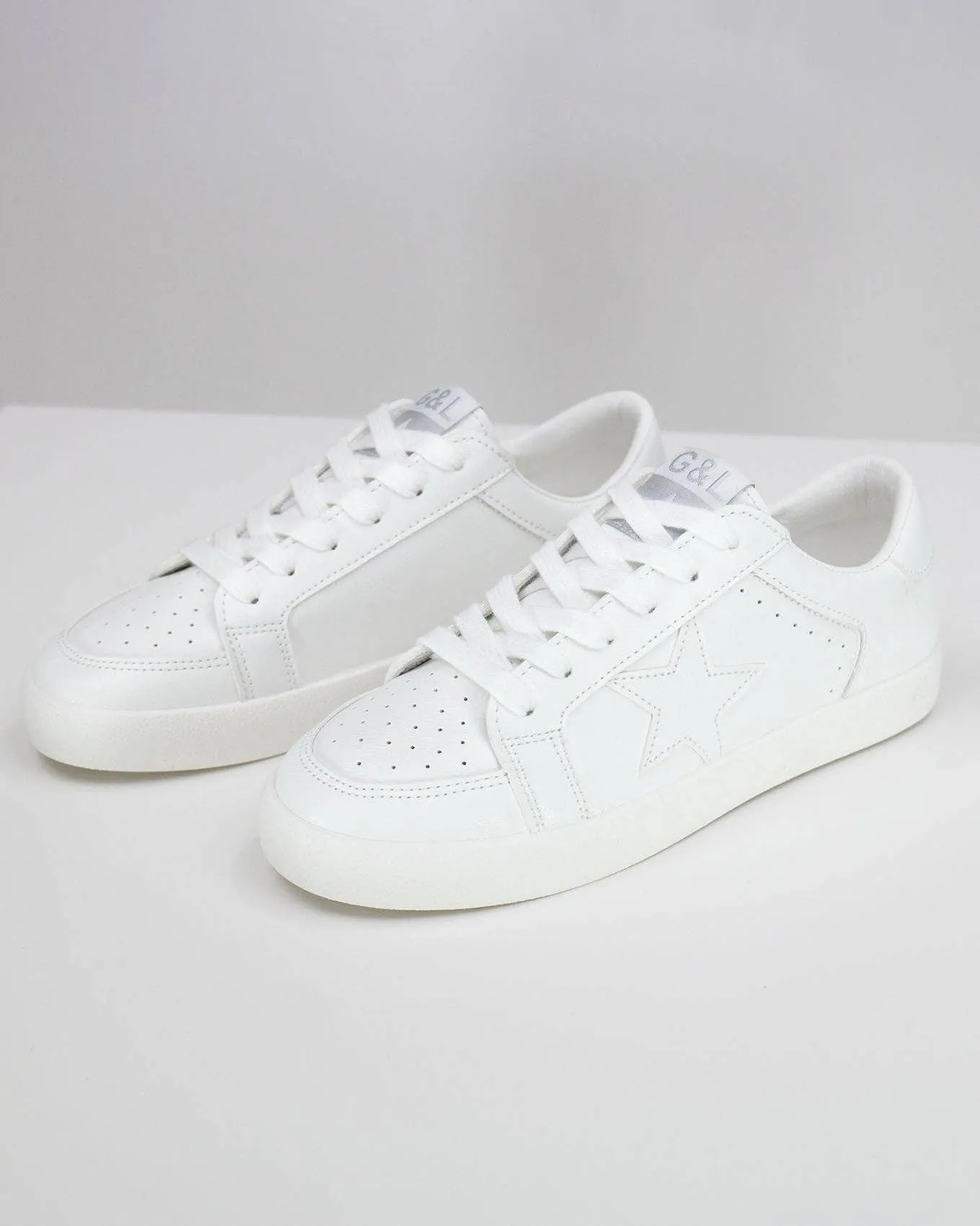 White  Star Sneakers