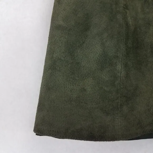 ZARA Woman Size XS Zipper front Genuine Suede Leather Mini Skirt in Green